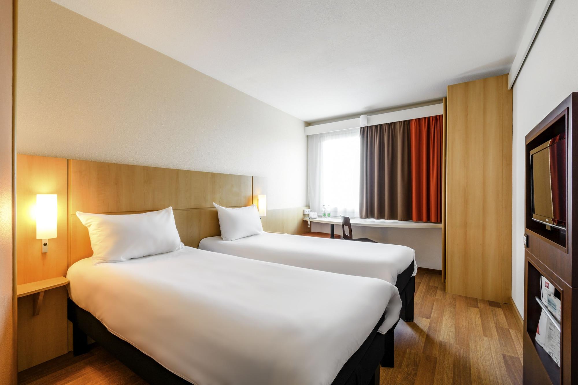 Ibis Saint Quentin Basilique Hotell Eksteriør bilde