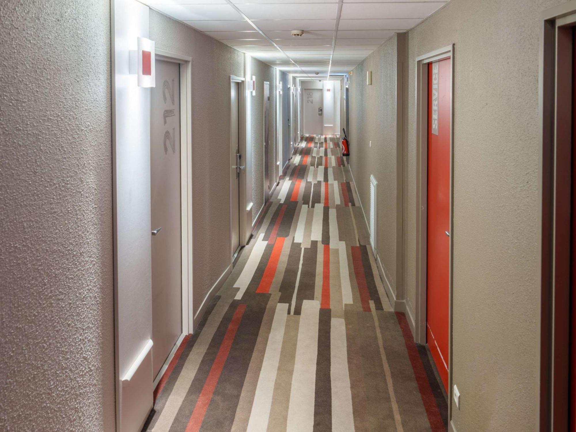 Ibis Saint Quentin Basilique Hotell Eksteriør bilde