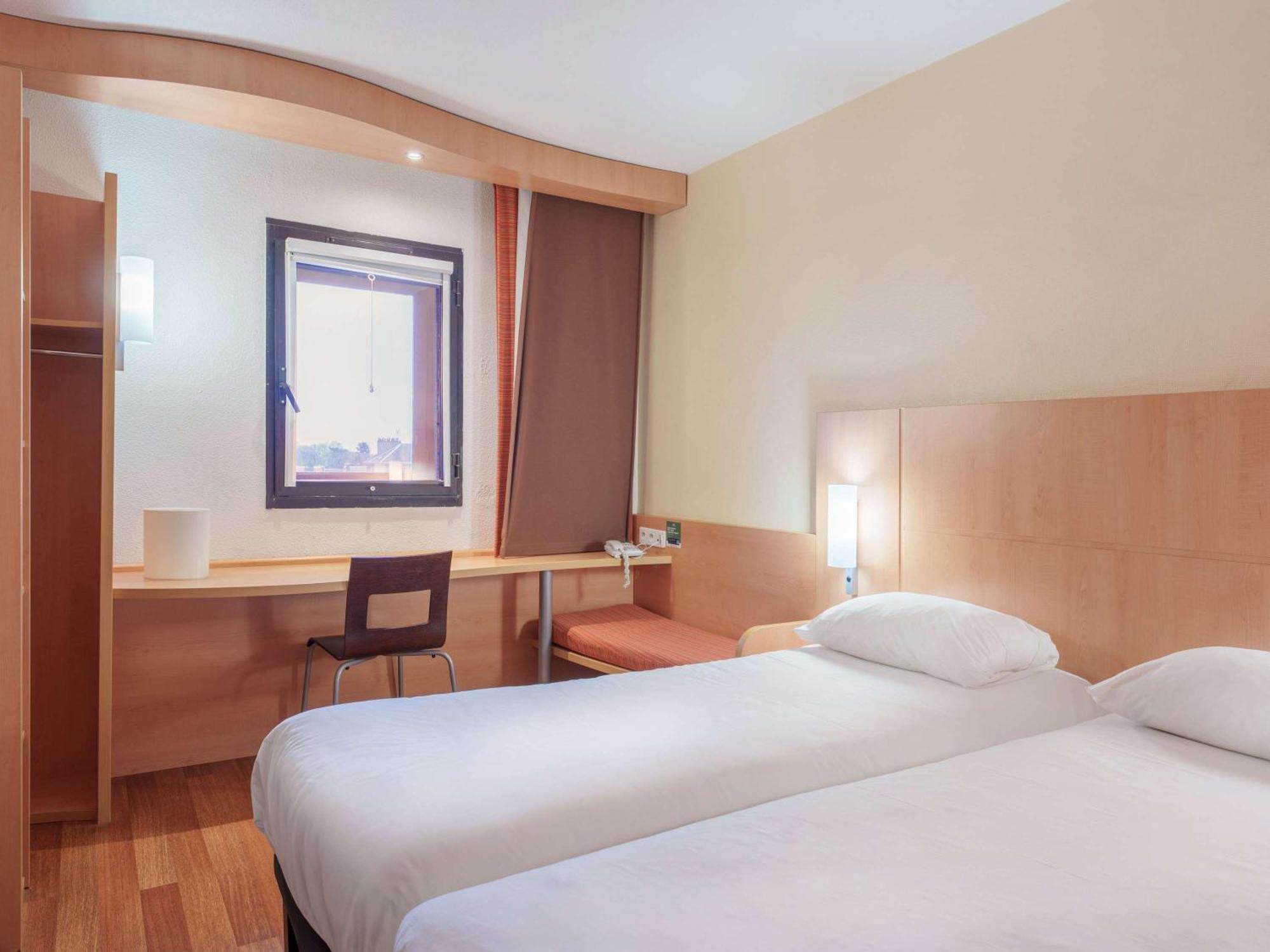 Ibis Saint Quentin Basilique Hotell Eksteriør bilde